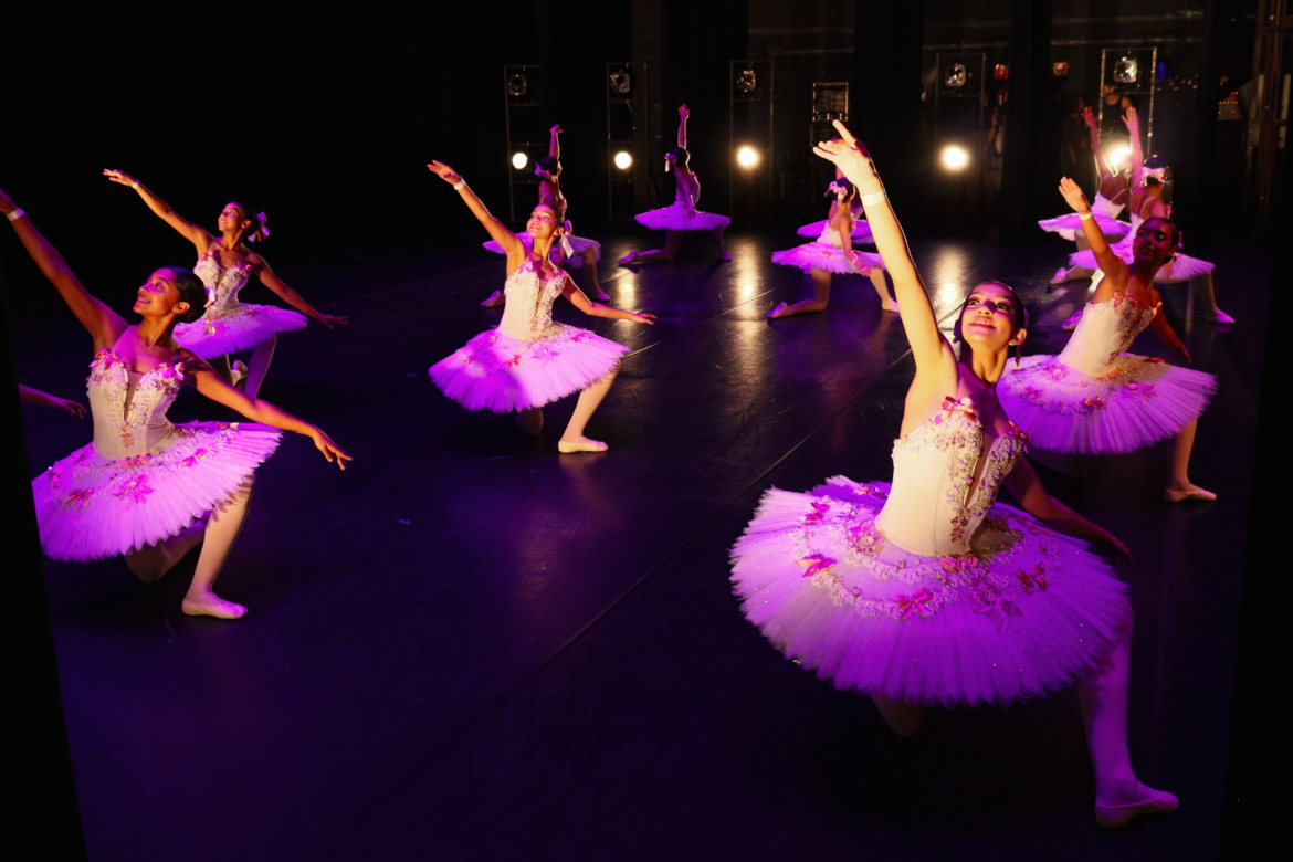 Grupo Infantil Ballet Paraisópolis no Encontro Nacional da Dança 2024